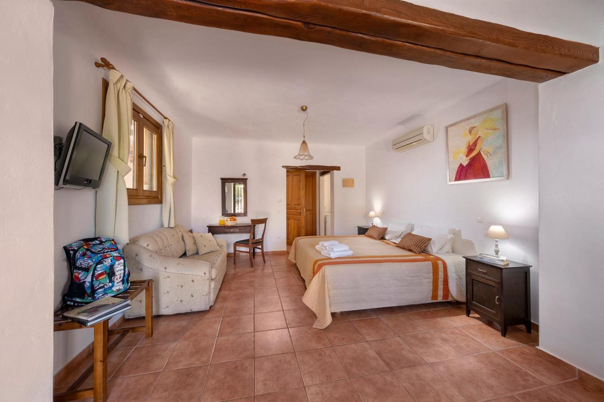 Alkifron Hotel Kala Nera Bagian luar foto