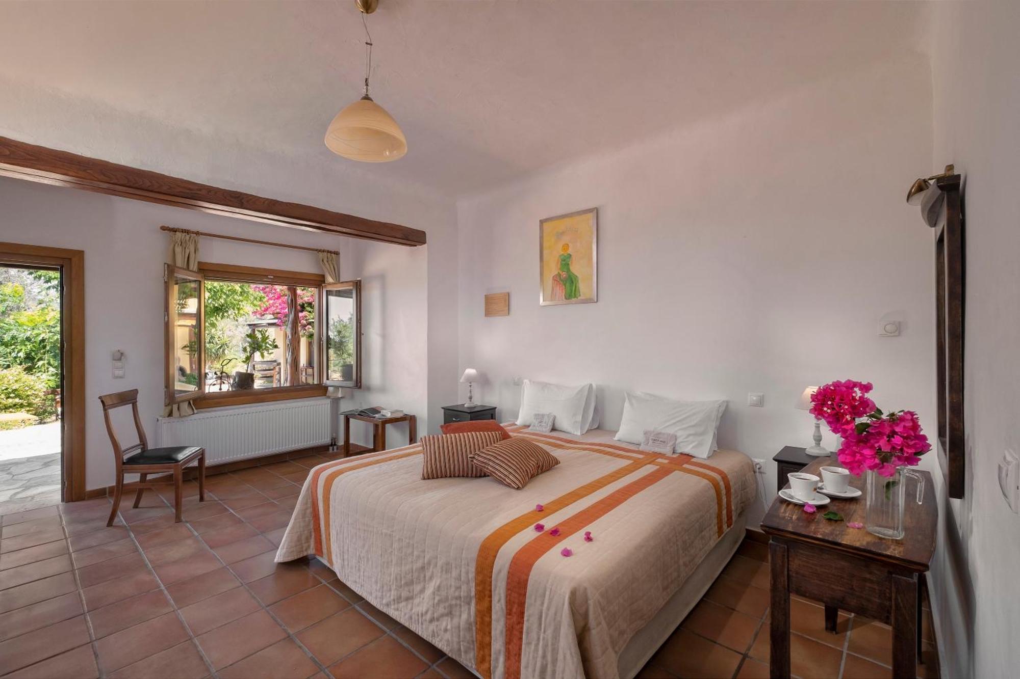 Alkifron Hotel Kala Nera Bagian luar foto
