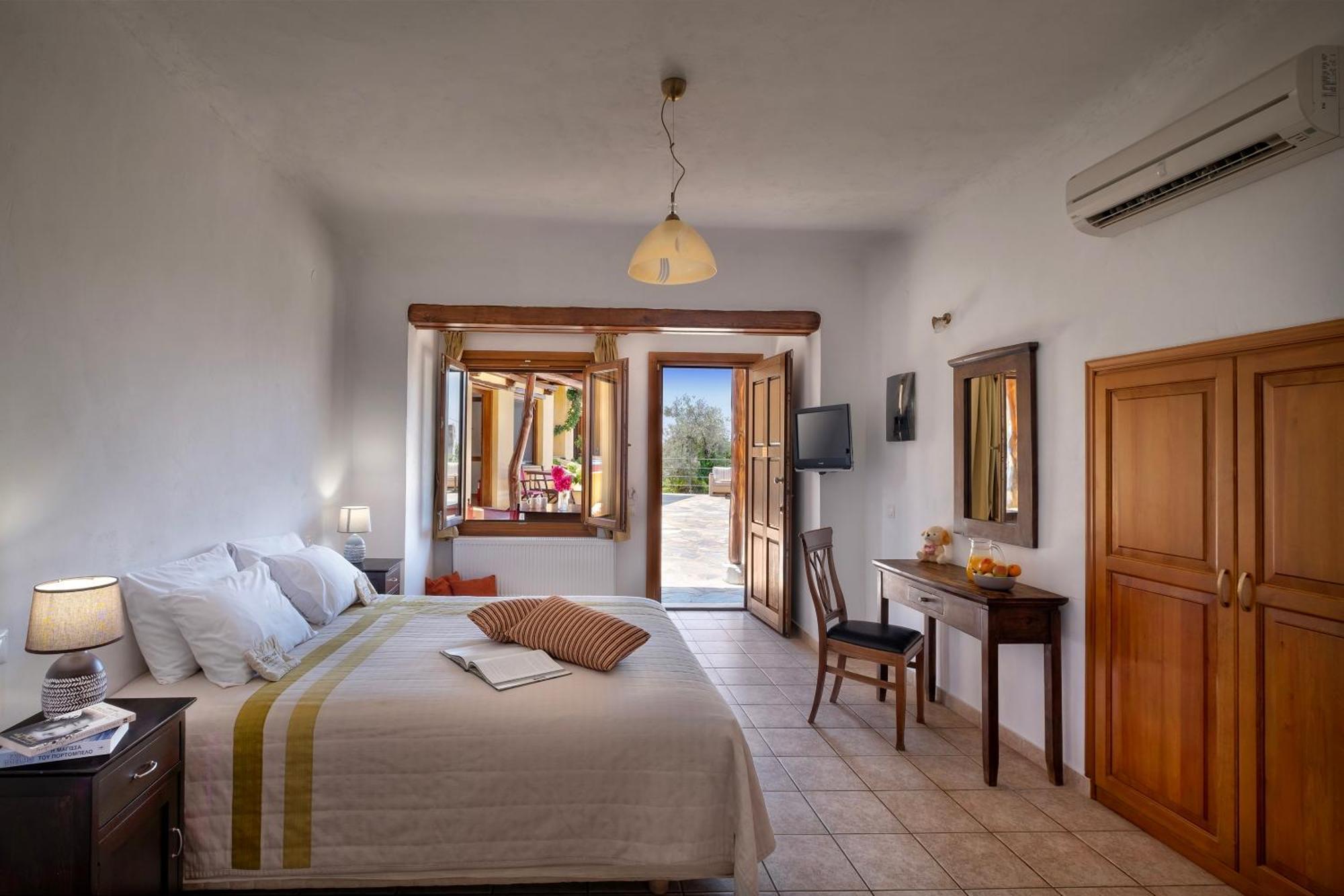 Alkifron Hotel Kala Nera Bagian luar foto