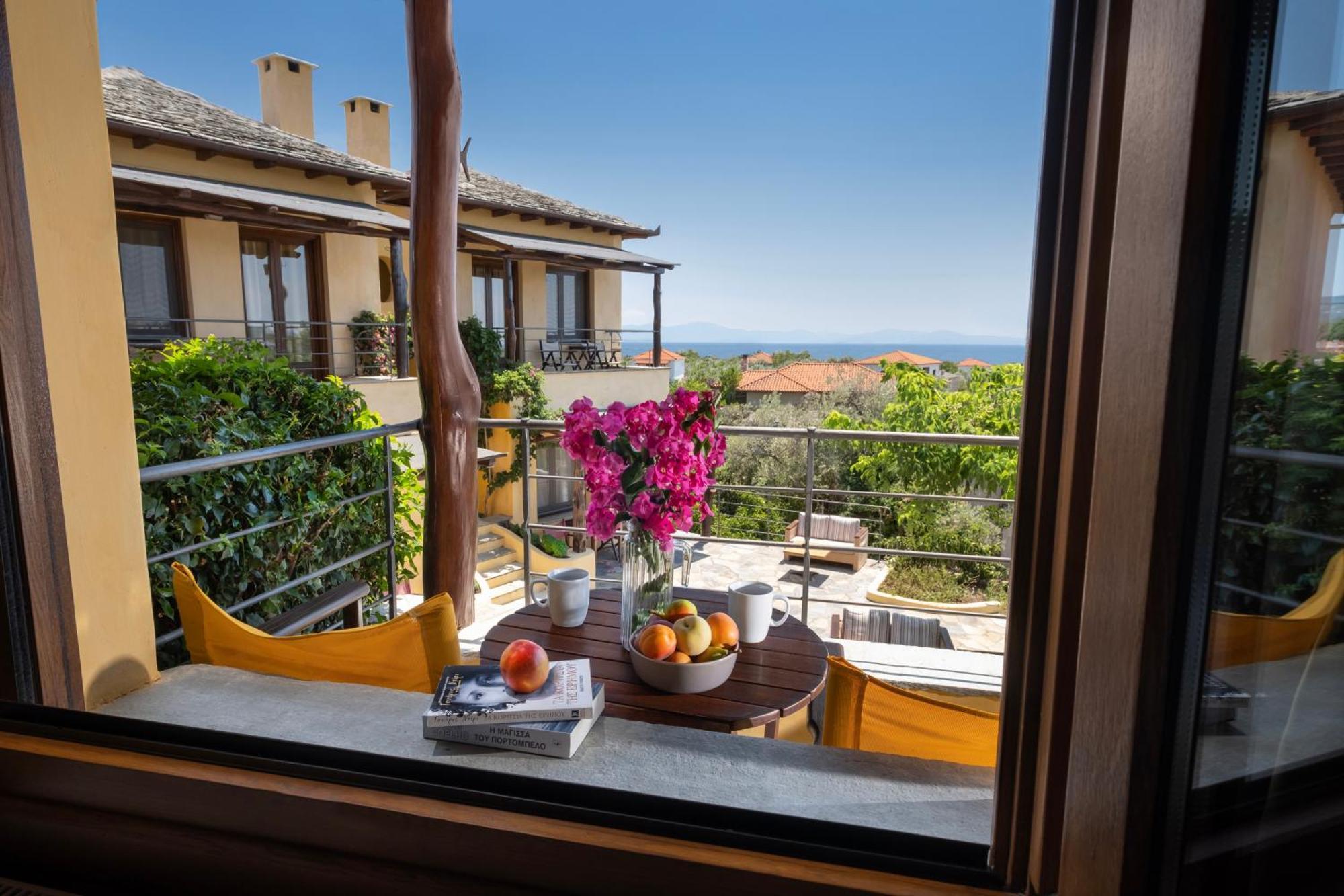 Alkifron Hotel Kala Nera Bagian luar foto