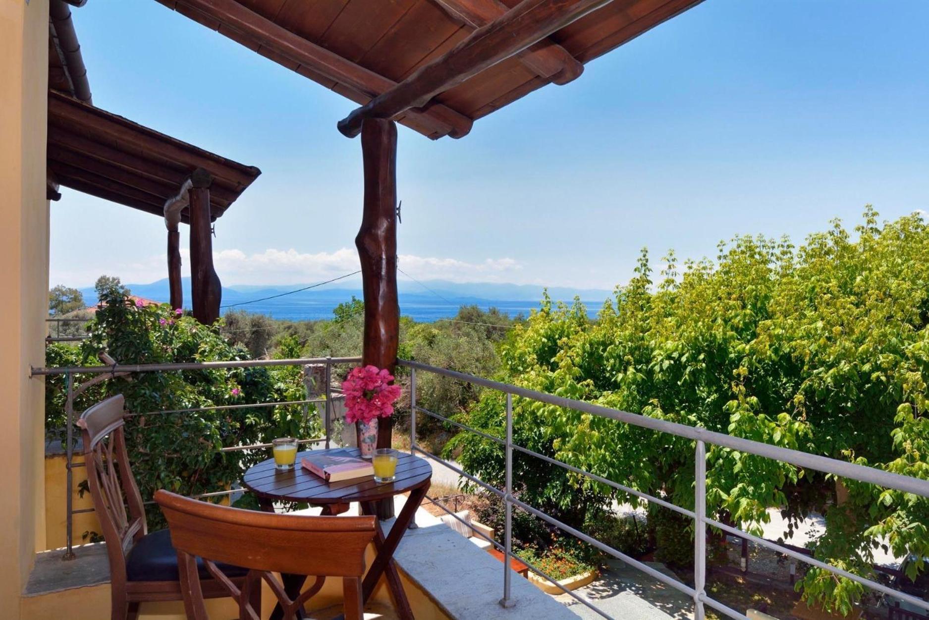 Alkifron Hotel Kala Nera Bagian luar foto