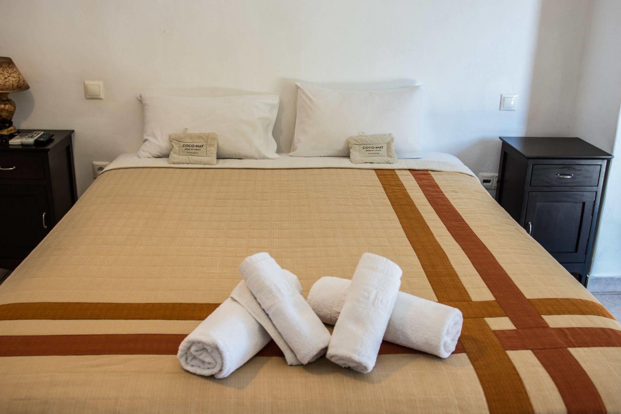 Alkifron Hotel Kala Nera Bagian luar foto